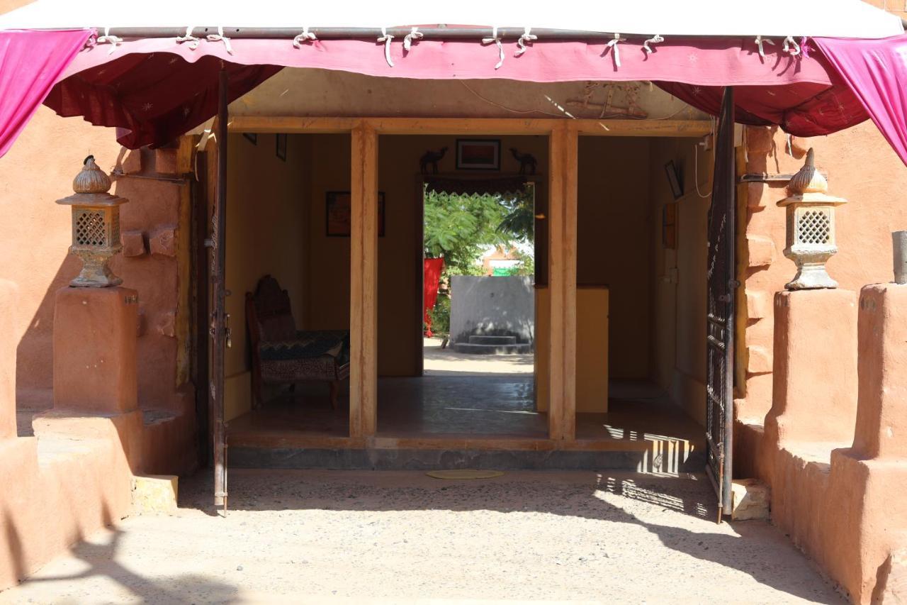 Khuri Resort Esterno foto